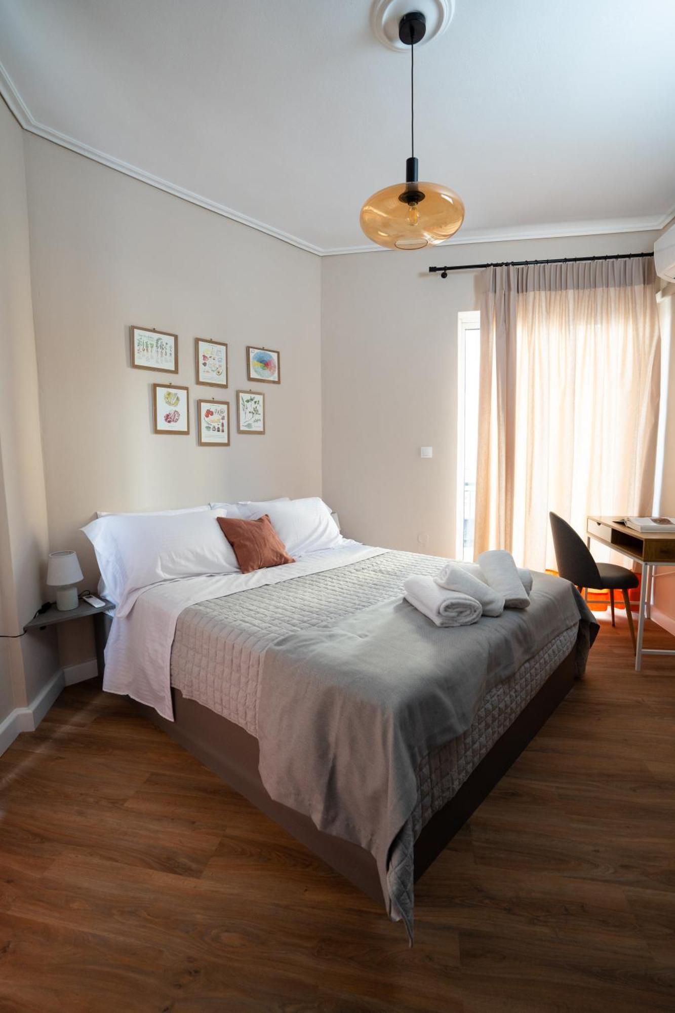 Nyx Guesthouse Триполис Екстериор снимка