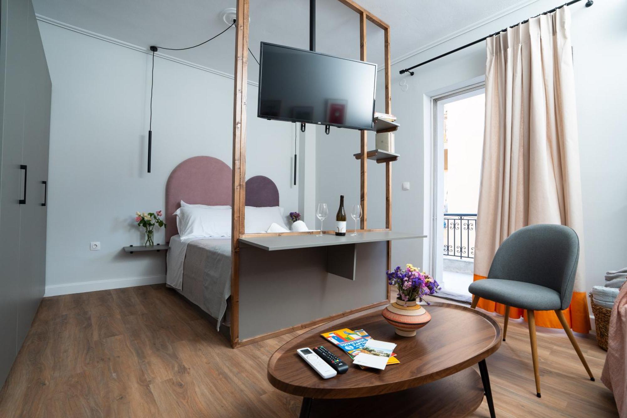 Nyx Guesthouse Триполис Екстериор снимка